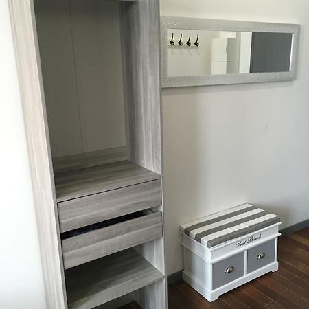 Little Plaza Appart'Hotel 里尔 外观 照片