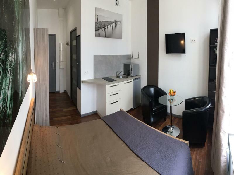 Little Plaza Appart'Hotel 里尔 外观 照片