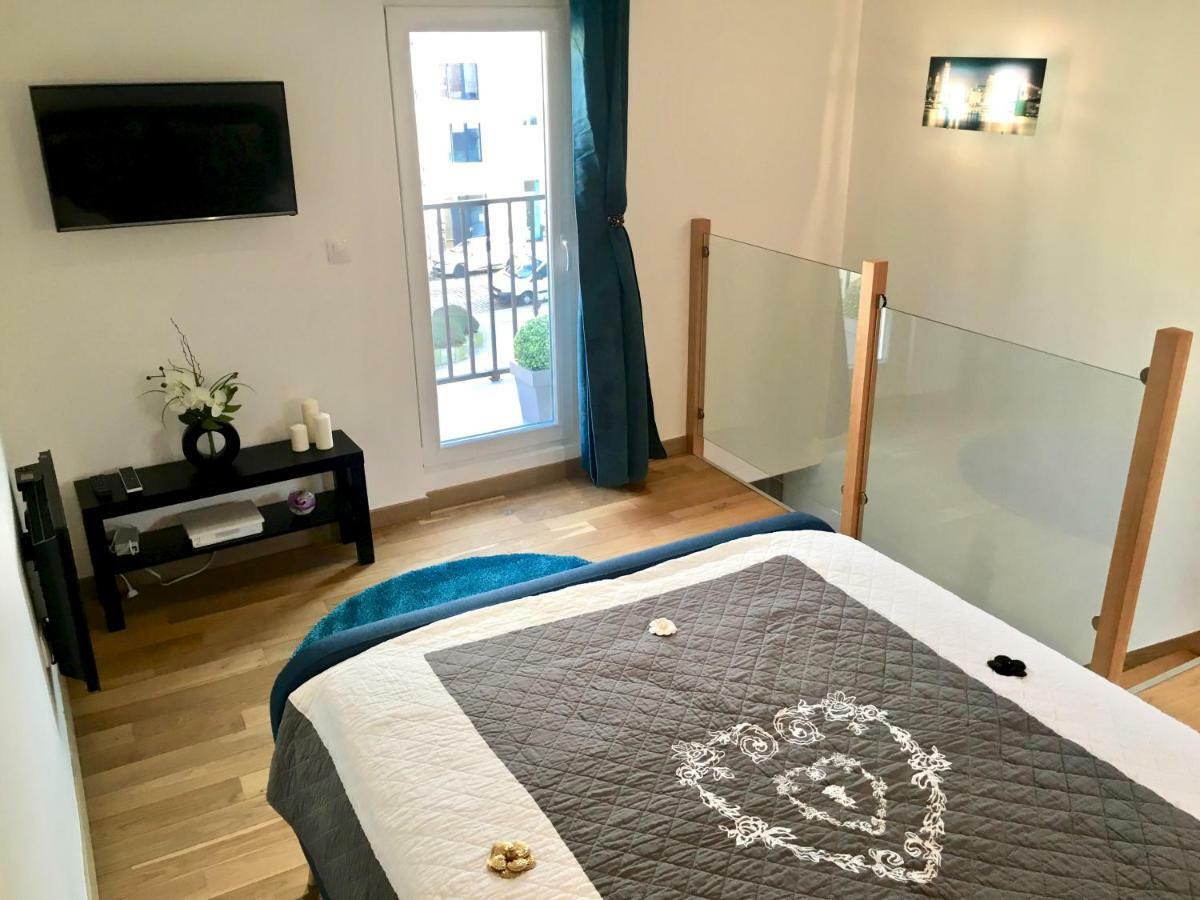 Little Plaza Appart'Hotel 里尔 外观 照片